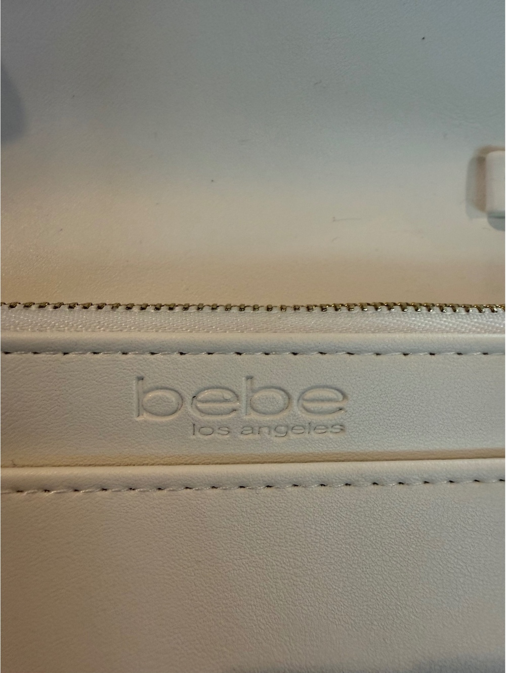 bebe Los Angeles White Quilted Crossbody Bag with Gold Chain - Picture 2 of 9